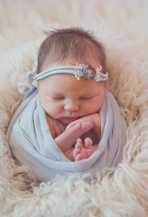 New Hampshire Newborn Photographer | Megan Ho Photography | www.meganhophotography.com