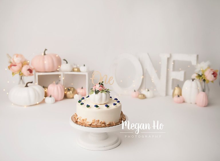 white pink and gold pumpkin cake smaash