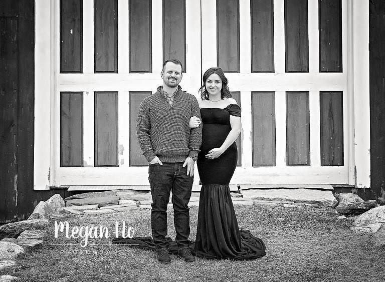 beautiful maternity session in new hampshire winter